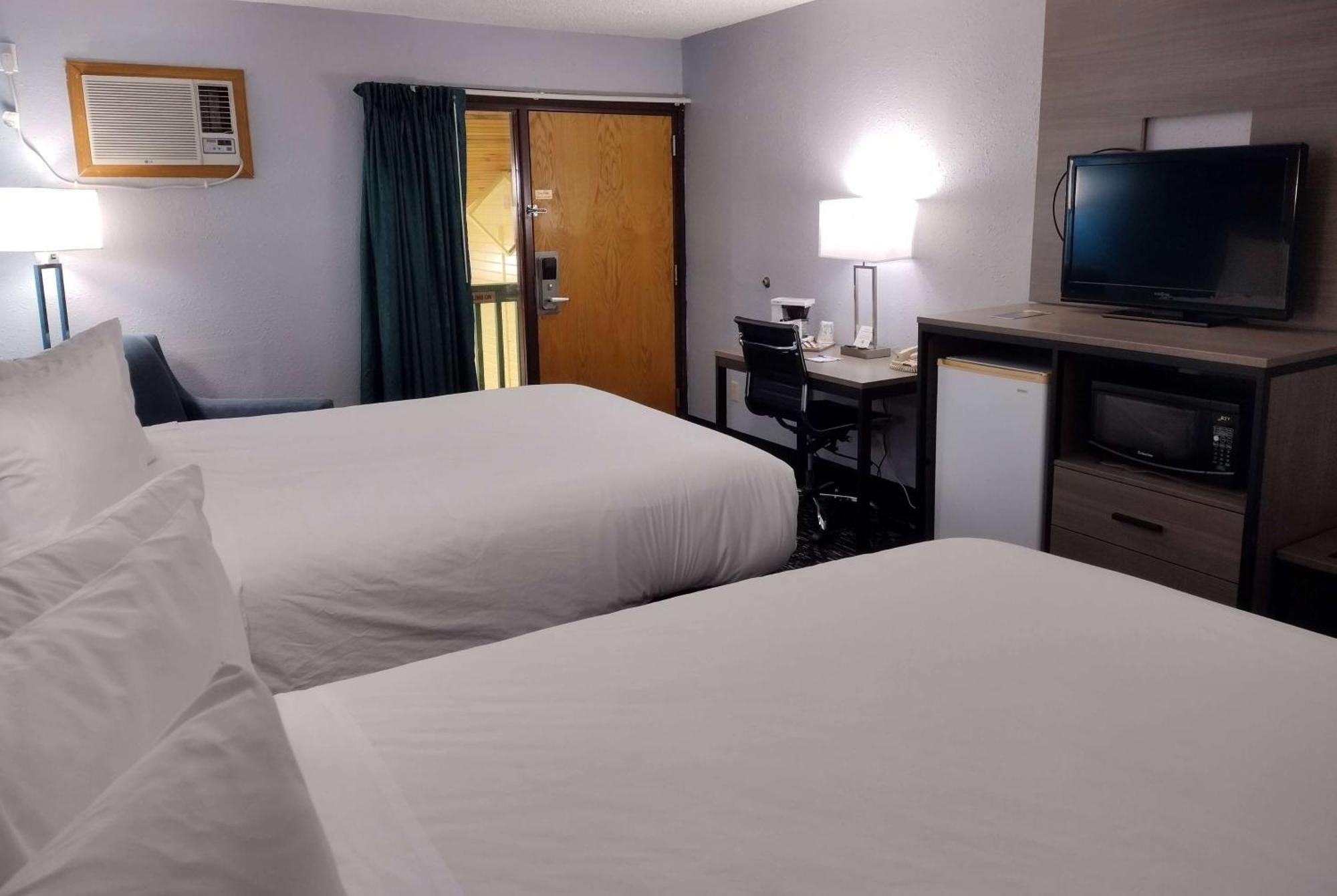 Baymont By Wyndham Proctor Hotell Duluth Exteriör bild